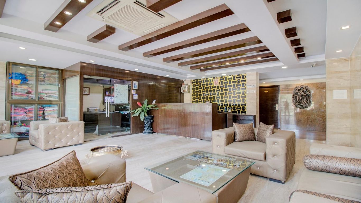 호텔 로얄 팰리스