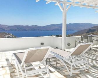 Yakinthos Residence - Panormos - Balcony