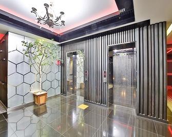 Gumi Indong Hotel Lee - Gumi - Lobby