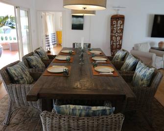 Secluded With A Caribbean View! - Philipsburg - Dining room