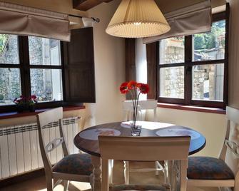 Apartamentos San Antonio de Garabandal - Puentenansa - Comedor