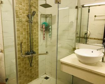 Sai Gon 1979 Hotel - Ho Chi Minh City - Bathroom