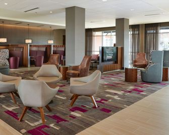 Courtyard by Marriott Rome Riverwalk - Rome - Sala de estar