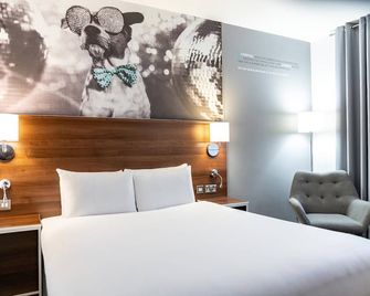 Heeton Concept Hotel - City Centre Liverpool - Liverpool - Bedroom
