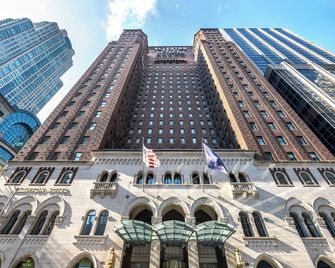 Warwick Allerton Chicago - Chicago - Building