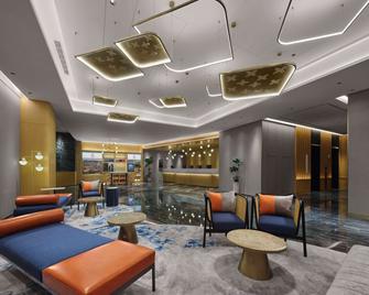 Hilton Garden Inn Huzhou Anji Phoenix Mountain - Huzhou - Lobby