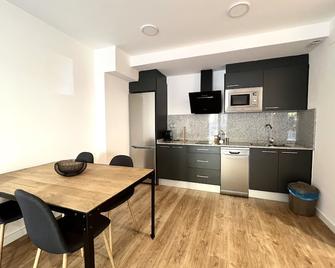 Espot Cowork & Apartments - Espot - Kuchyň
