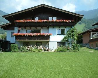 Chalet Anna Appartment - Uttendorf - Budova