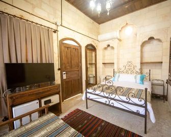 Hayatli Konak - Sanliurfa - Bedroom