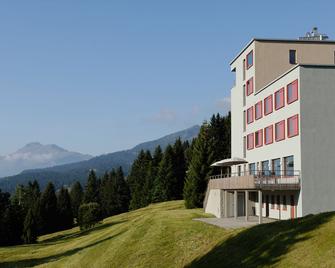 Youth Hostel Valbella - Vaz/Obervaz - Edificio