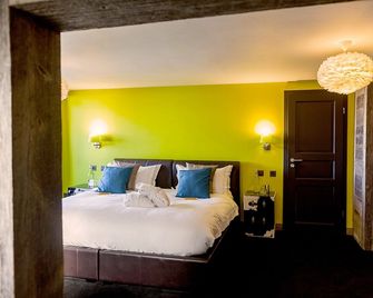 Hotel Farinet - Bagnes - Bedroom