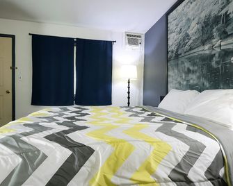 Hotel O Oskaloosa Near Eddyville - Oskaloosa - Bedroom