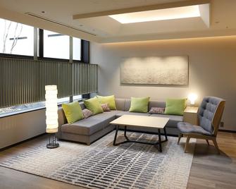 Hyatt Place Kyoto - Kyoto - Living room
