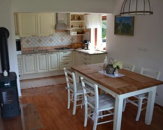 Grandma's House - Bled - Sala pranzo