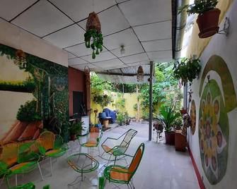 Urcututo House - Iquitos - Βεράντα
