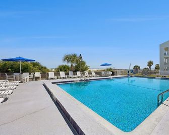 Beachside Motel Ocean Front Kitchen Suite - Fernandina Beach - Pool