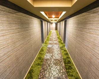Hotel Livemax Fukuoka Tenjin - Fukuoka - Chodba