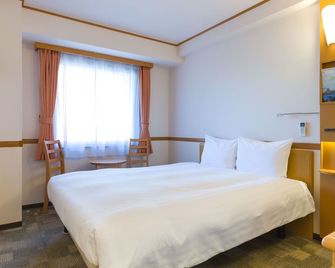 Toyoko Inn Osaka Tsutenkaku Mae - אוסקה - חדר שינה