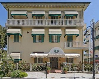 Hotel Nettuno - Pietrasanta - Bygning