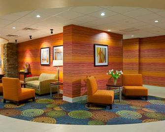 Holiday Inn Express & Suites Pittsburgh West - Green Tree - Πίτσμπεργκ - Σαλόνι