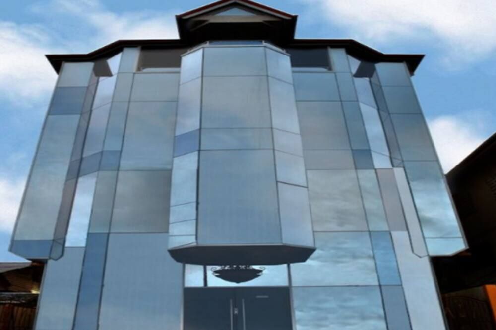 ميلينيوم مانور هوتل - جورج تاون - مبنى