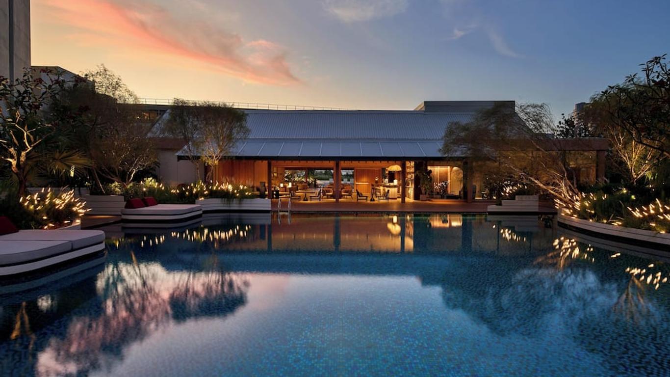 PARKROYAL Serviced Suites Singapore