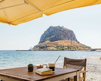Filoxenia Hotel Monemvasia - Monemvasia