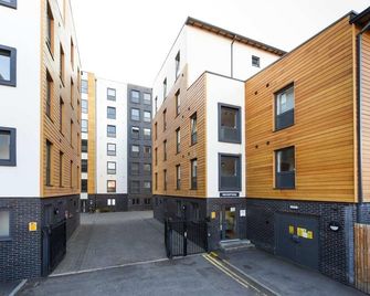 Brookland Road Leicester - Campus Accommodation - Leicester - Building
