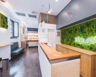 Hotel Five - Milan - Front desk