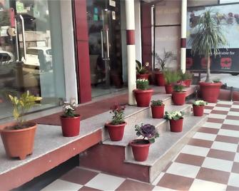 Hotel Ganesha Inn - Rishikesh - Lobby