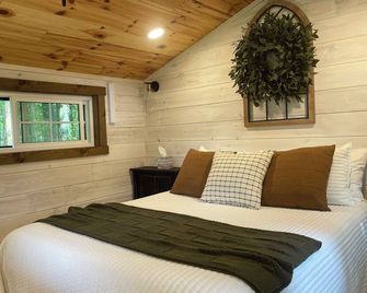 Tiny Haven - Kinsman - Habitación