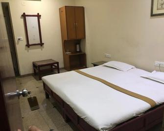 Hotel Regency - Amrāvati - Bedroom