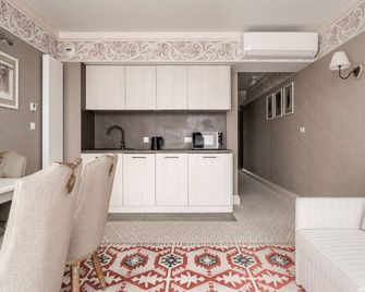 Apartamenty Aries Residence Bukowina - Bukowina Tatrzańska - Kitchen