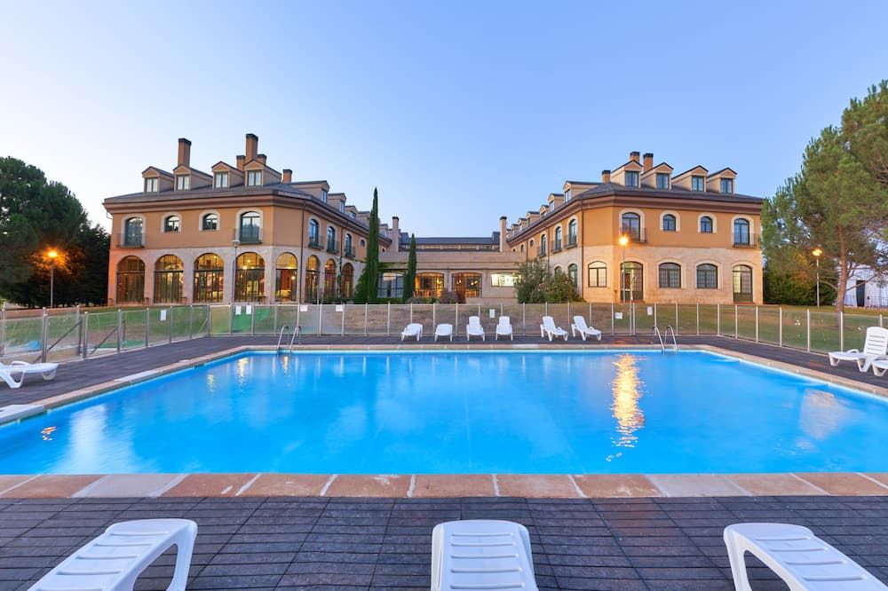 Hotel Sonsoles Ávila - Ávila - Uima-allas