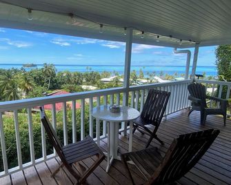 Romantic bungalow with stunning views and swimming pool - Raiatea - Balcony