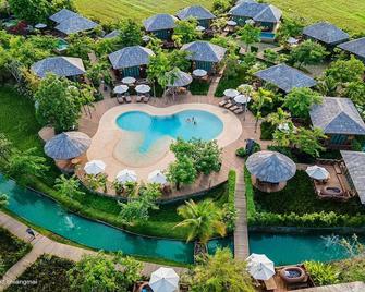 Tongna Cottage Natural Resort - Τσιάνγκ Μάι - Πισίνα