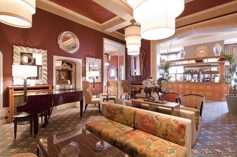 Best Western Plough & Harrow Hotel thumbnail 3