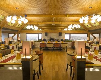 Dolphin Hotel - Visakhapatnam - Ravintola