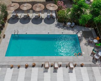 Psili Ammos - Tolo - Piscina