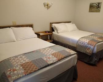 The Barnwood Inn - Humansville - Habitación