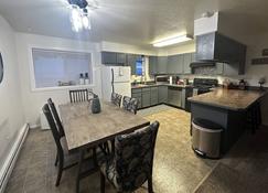 Newly furnished relaxing stay - Fairbanks - Cuisine