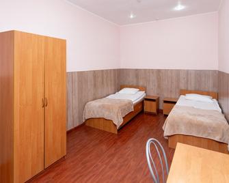 Amran Hotel - Vladikavkaz - Habitación