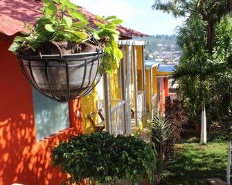 Las Casitas Hostal-Ataco - Concepción de Ataco - Außenansicht