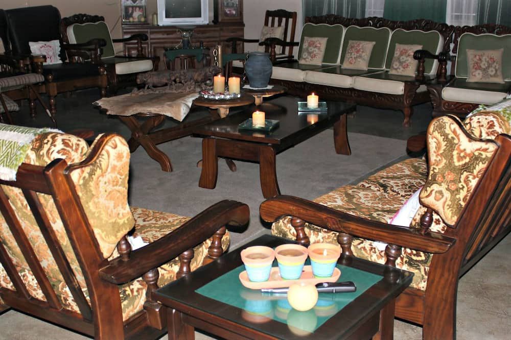 Tshimologo Farm Guest House - Francistown - Restaurant