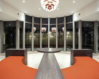 فندق ميركيور بروكسل سنتر ميدي - بروكسل - ردهة