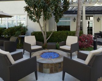 Residence Inn by Marriott Los Angeles Westlake Village - Westlake Village - Patio