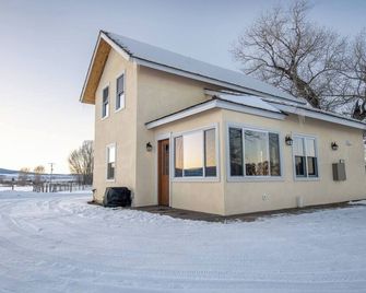 Historic Homestead with Pond and Teton Range Views - Tetonia - Building