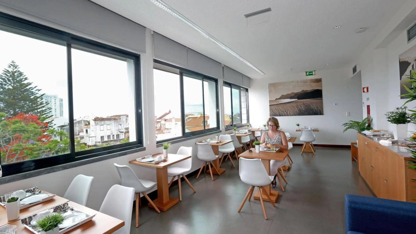 Room & Go by Lince