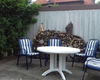 Families With Children Or Craftsmen Are Very Welcome! - Winsen - Patio