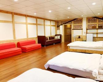 Inn By Tree - Chiayi City - Bedroom